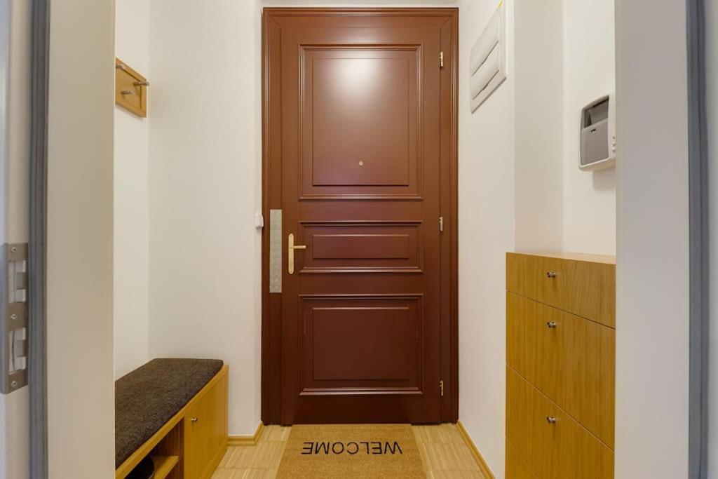 Deluxe Suite In Prime Location Praga Zewnętrze zdjęcie