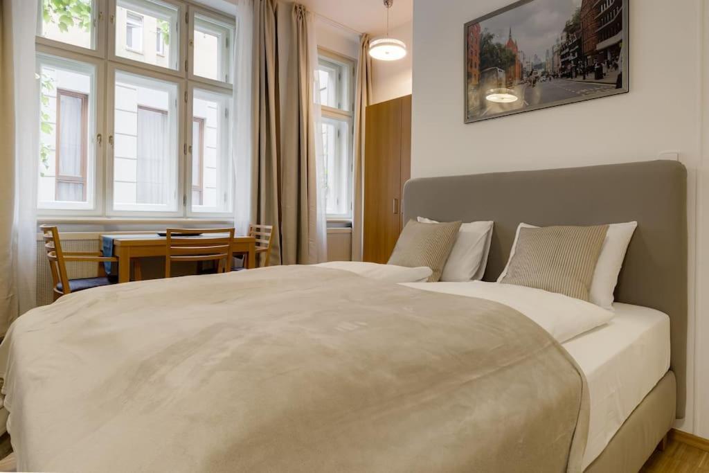 Deluxe Suite In Prime Location Praga Zewnętrze zdjęcie