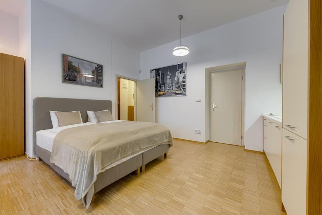 Deluxe Suite In Prime Location Praga Zewnętrze zdjęcie