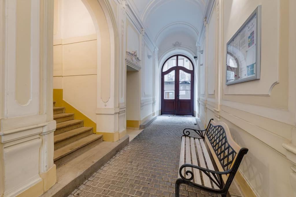 Deluxe Suite In Prime Location Praga Zewnętrze zdjęcie